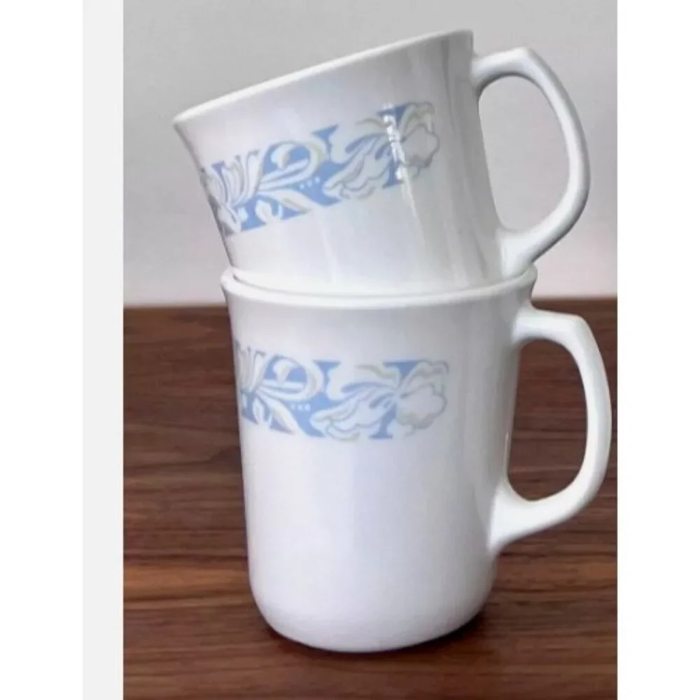 2 Corelle Corning Coffee Mugs Cups Sea and Sand White Blue Tan D Handle VTG USA